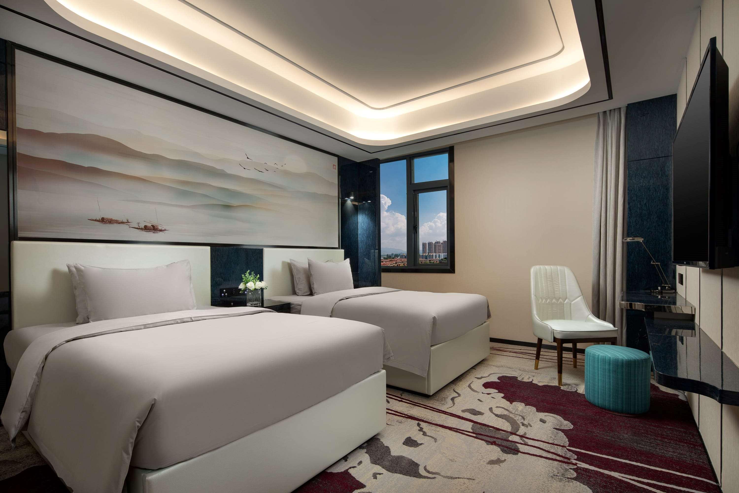 Ramada By Wyndham Mengzi Suites Ngoại thất bức ảnh